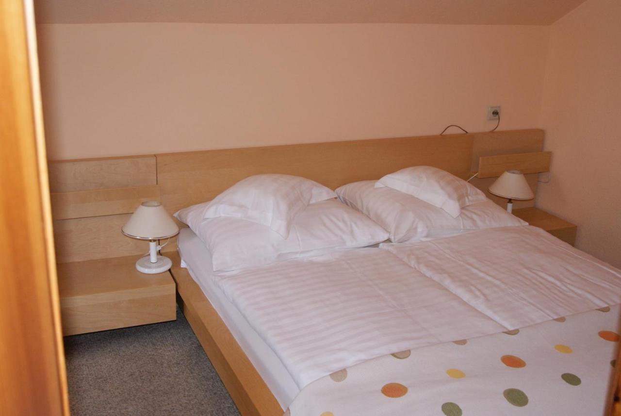 Hotel Alga Устка Экстерьер фото