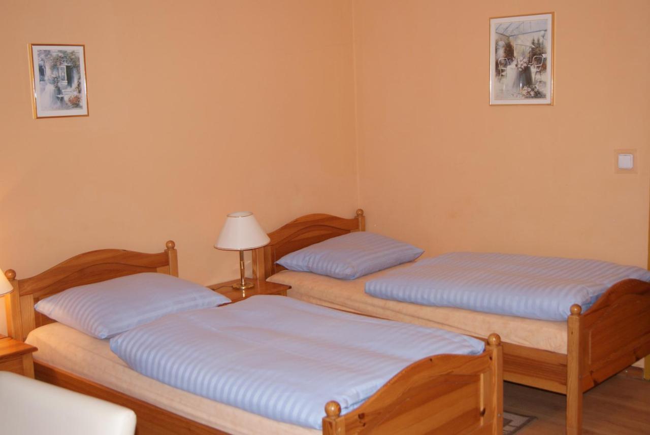 Hotel Alga Устка Экстерьер фото